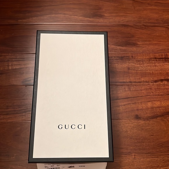 Gucci authentic - Picture 3 of 8